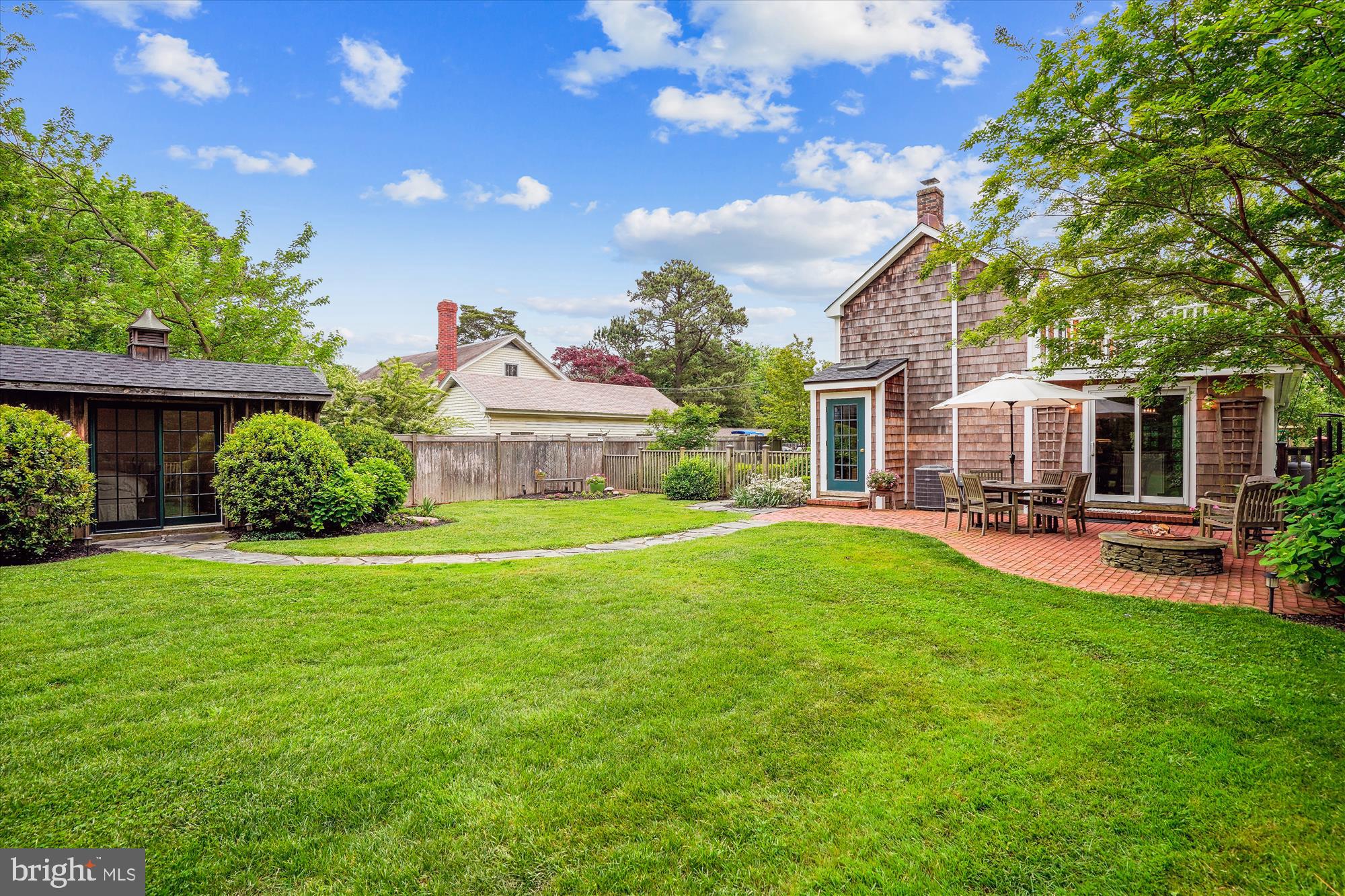 6344 Middle Point Rd