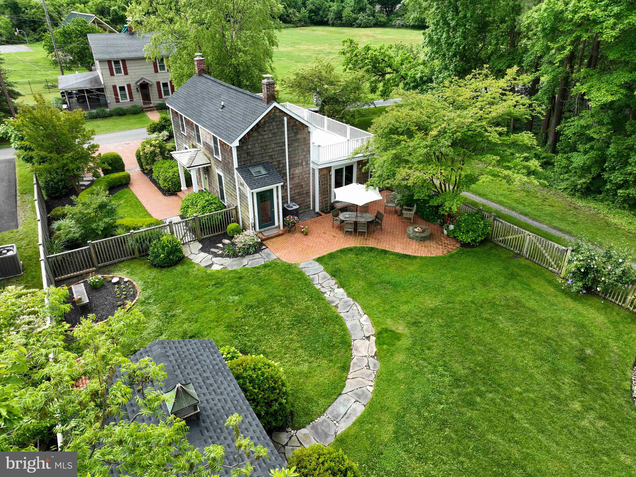 6344 Middle Point Rd