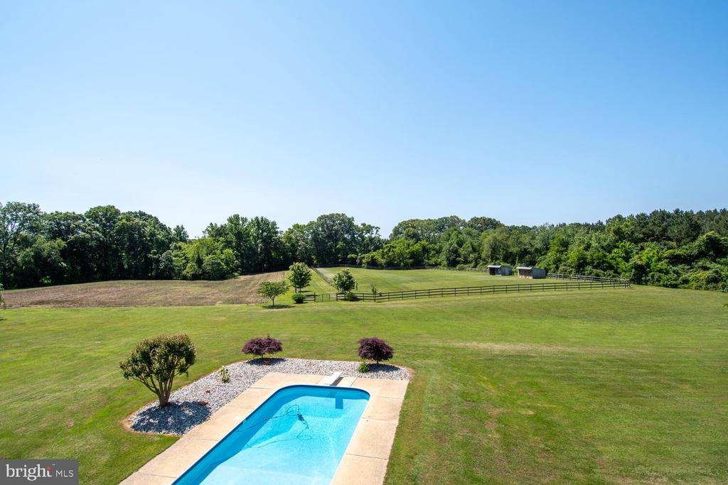 29635 Porpoise Creek Rd