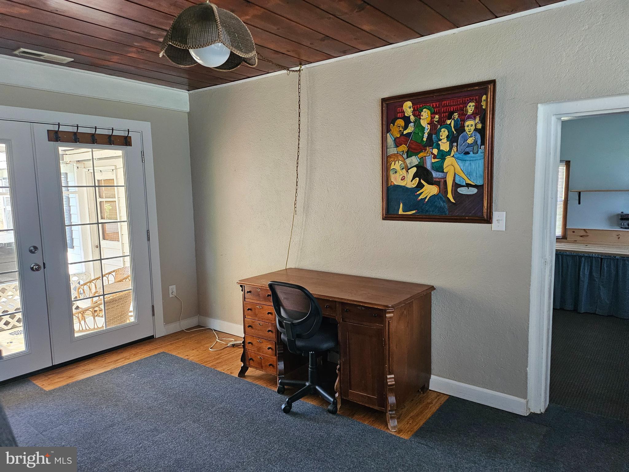 102 Riverview Ave
