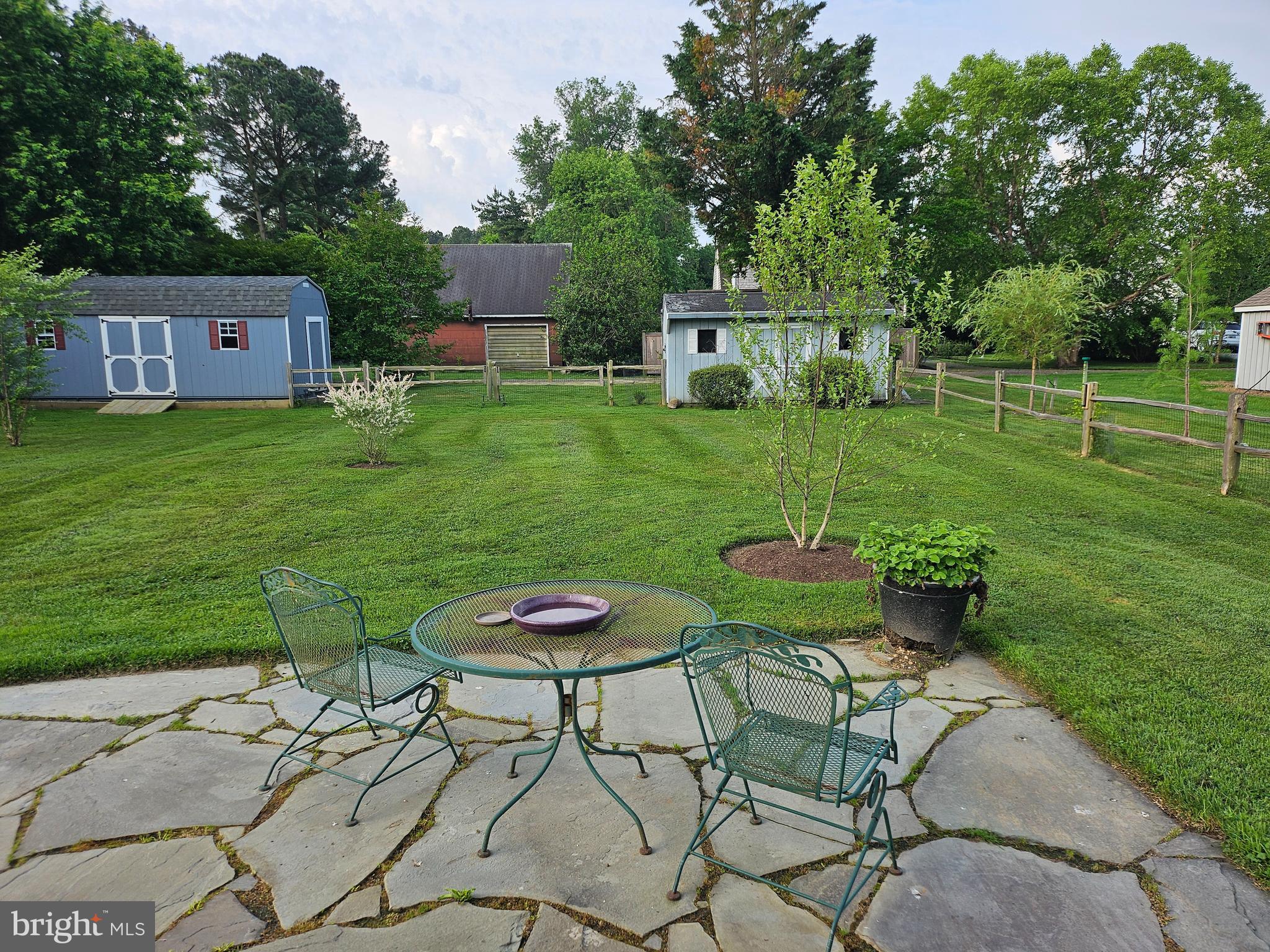 102 Riverview Ave