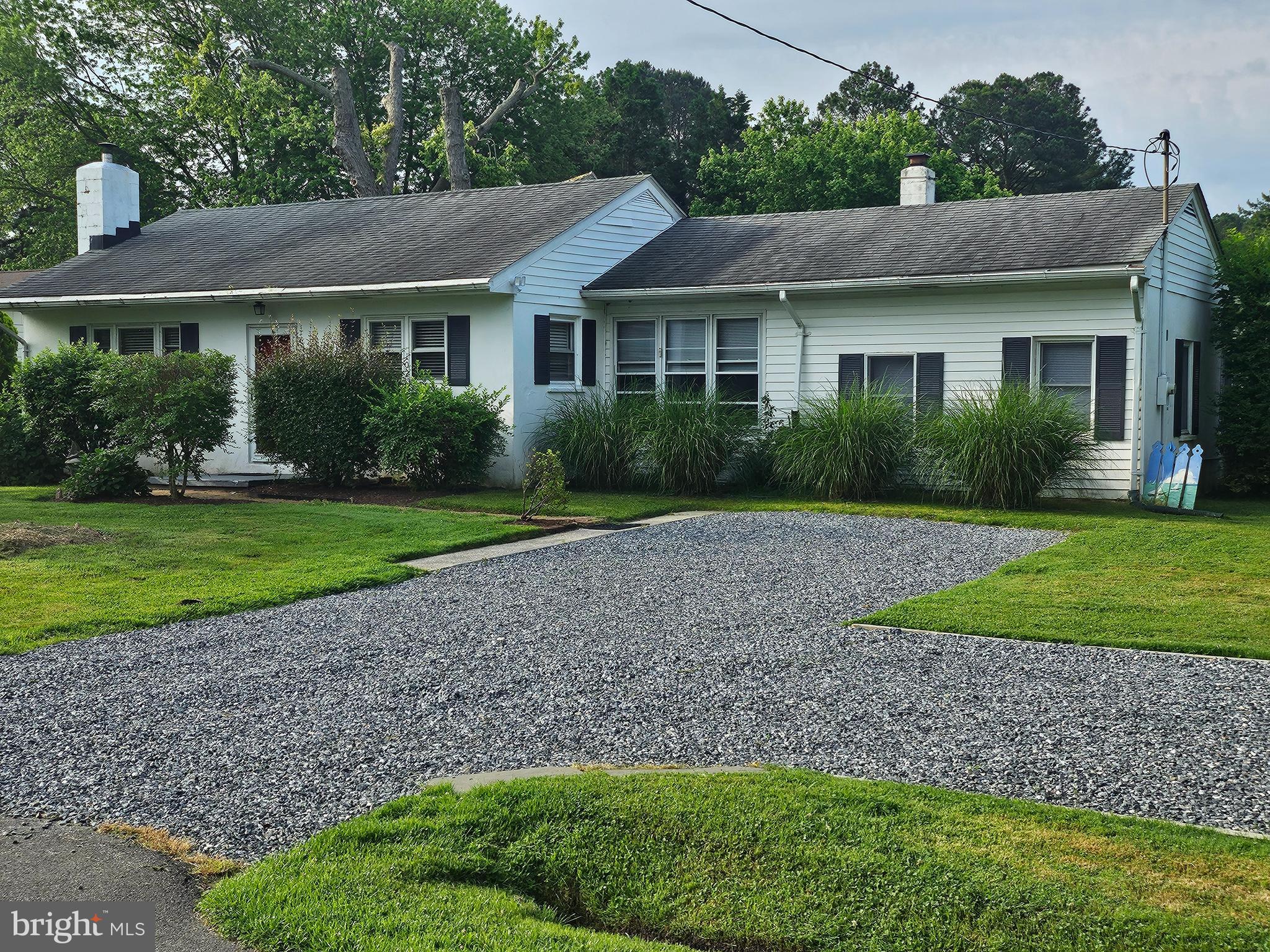 102 Riverview Ave