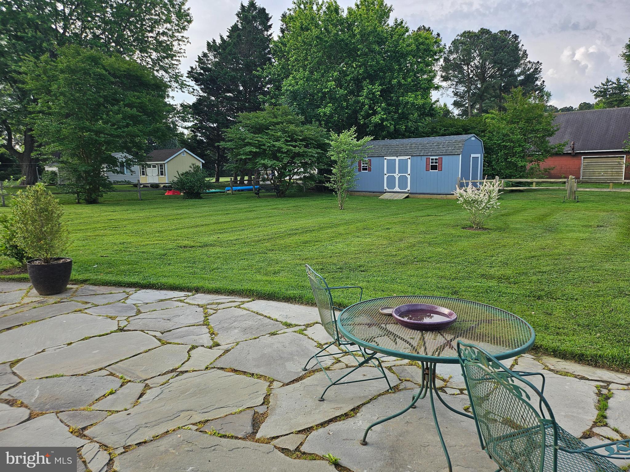 102 Riverview Ave