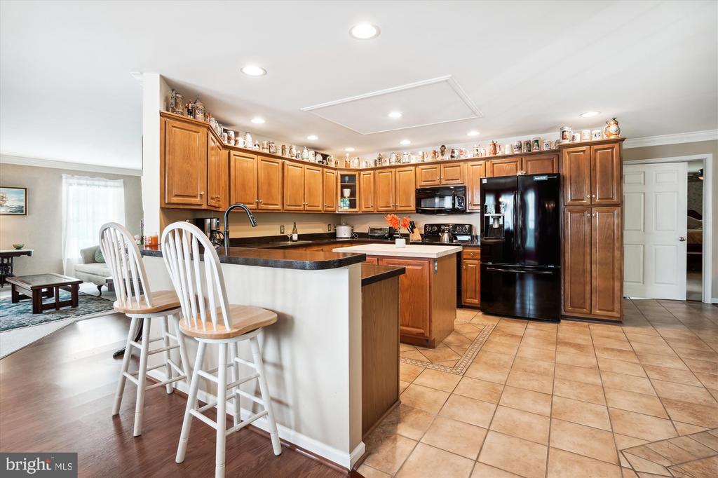 308 Fall Ln
