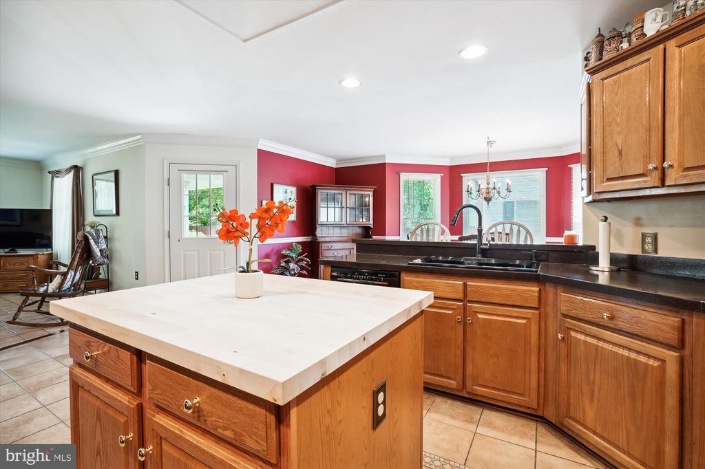 308 Fall Ln
