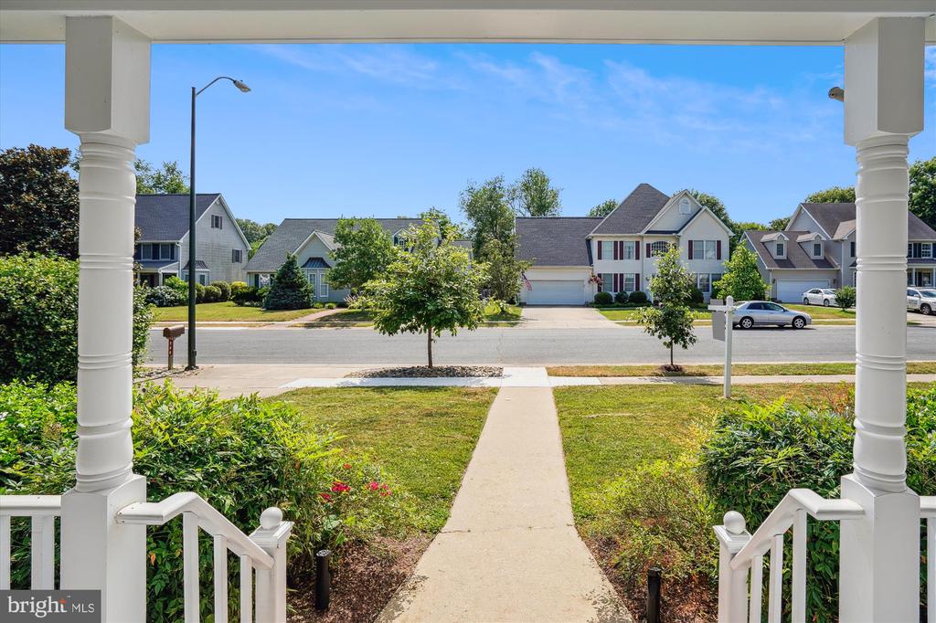 308 Fall Ln