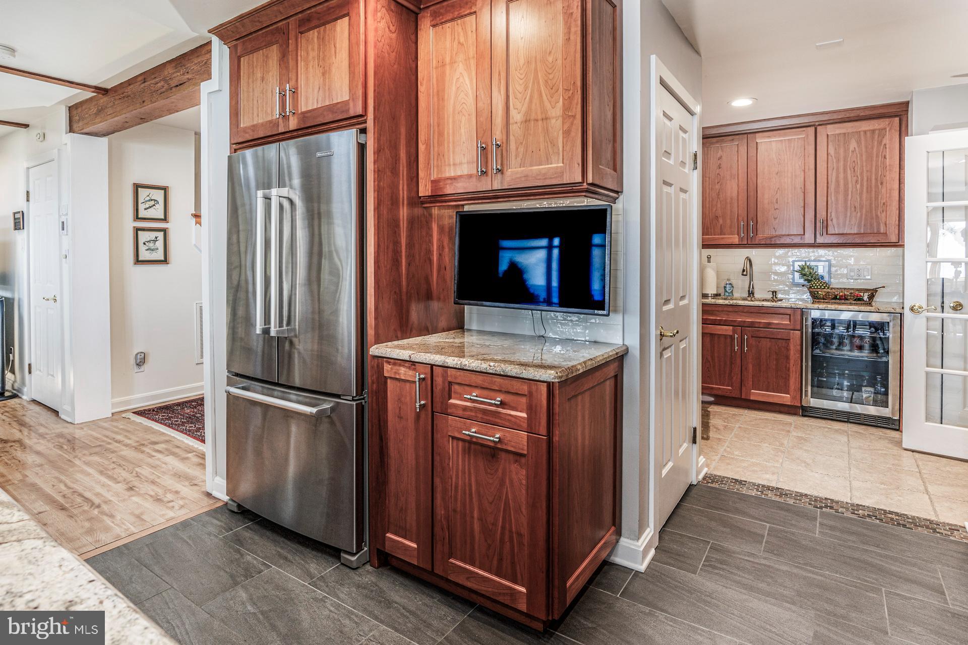 24917 W Ferry Neck Rd