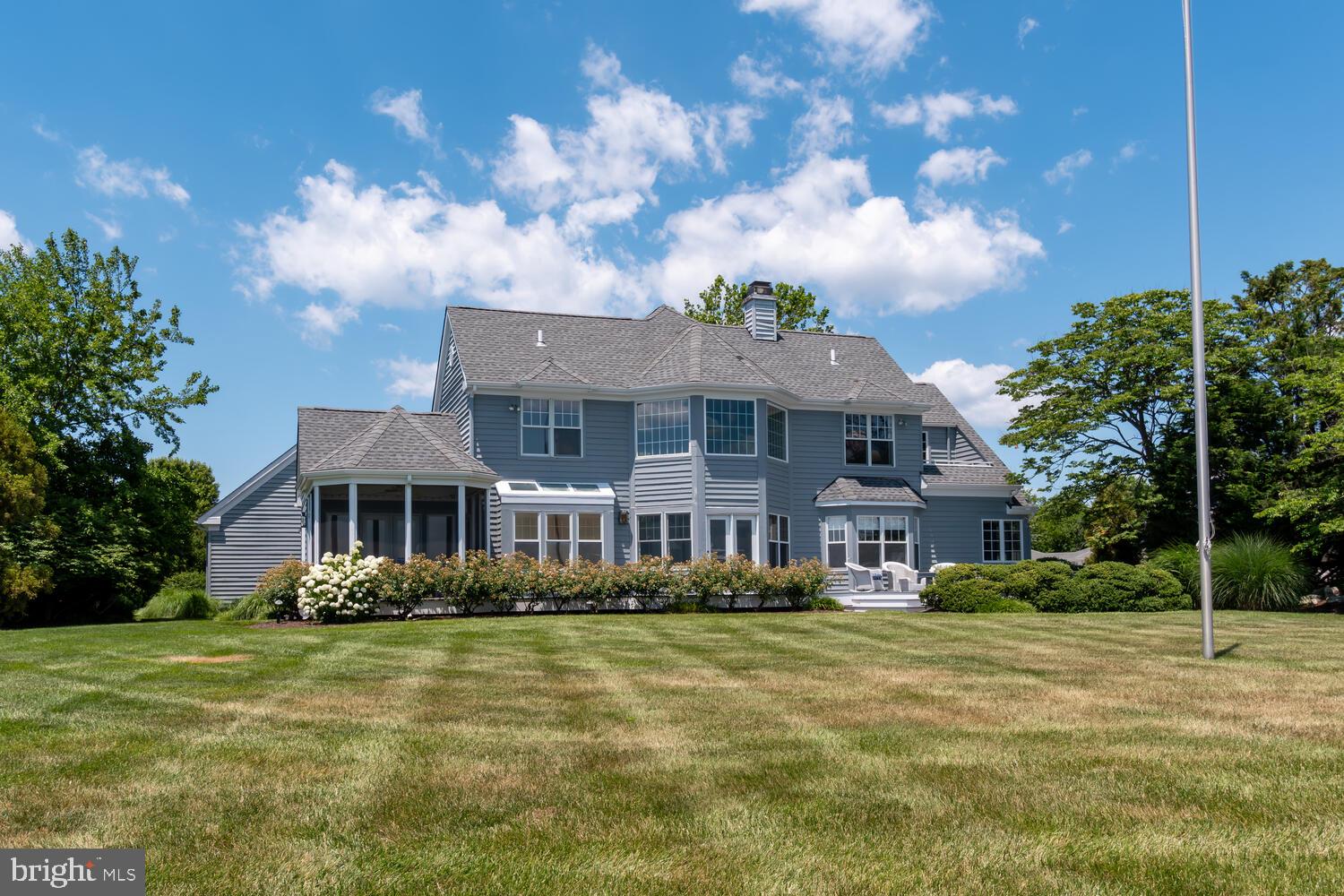 21501 Island Club Rd