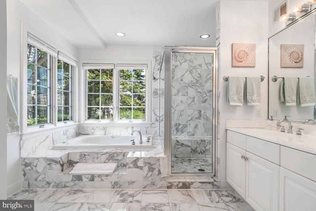 21501 Island Club Rd