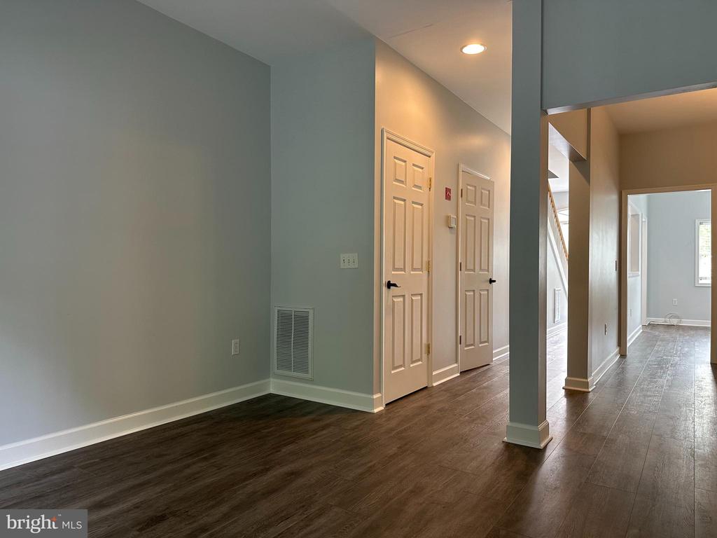 28447 Pinehurst Cir