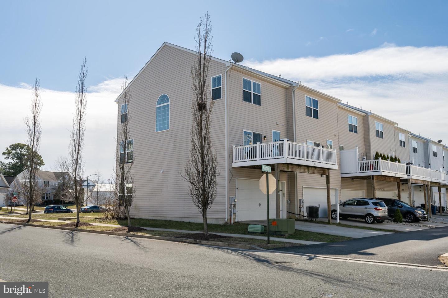 321 Ashby Commons Dr