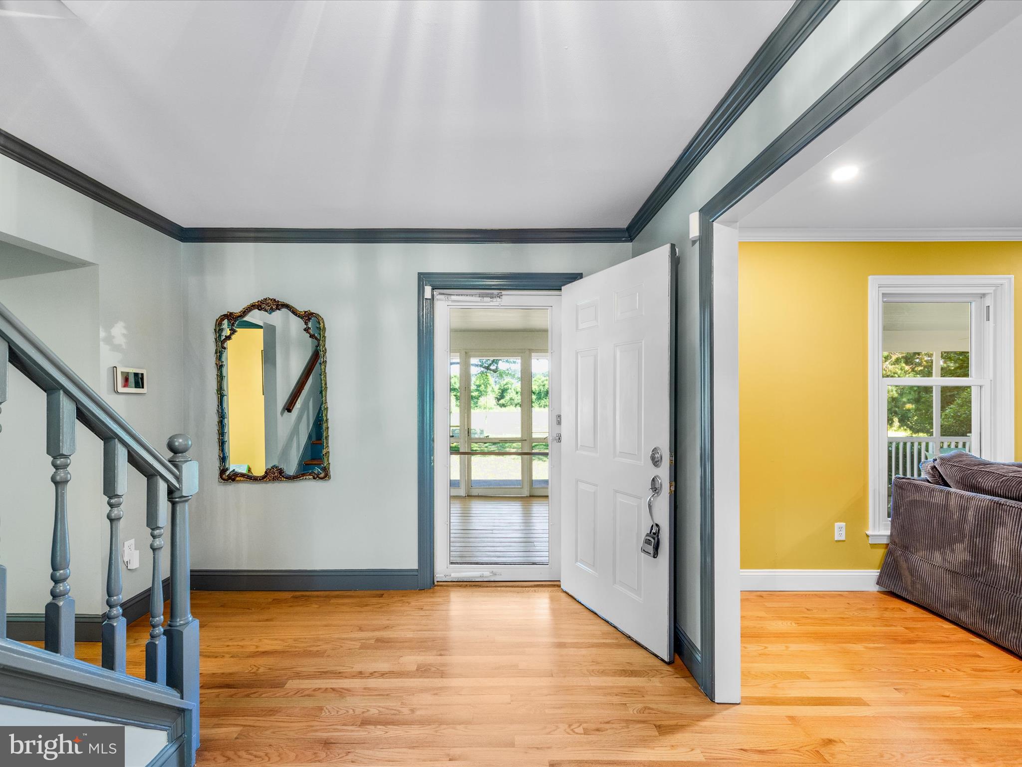 6343 Canterbury Dr