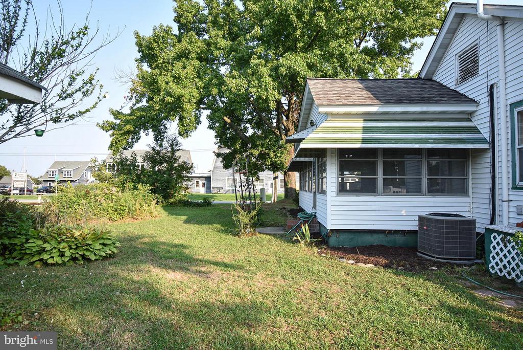 21585 Camper Circle