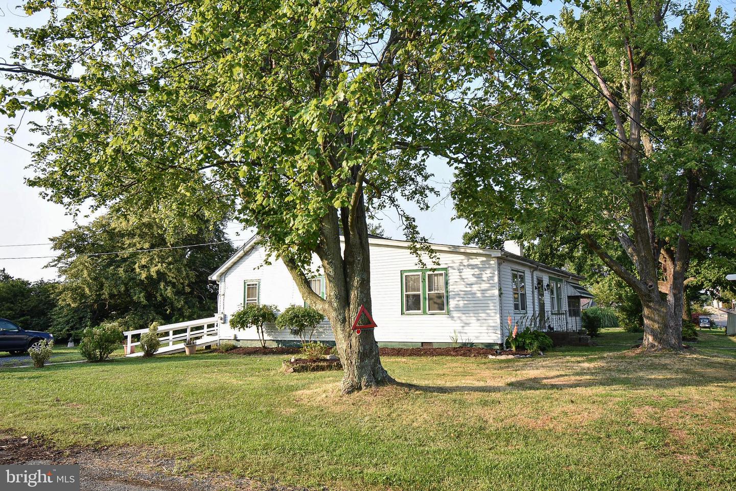 21585 Camper Circle