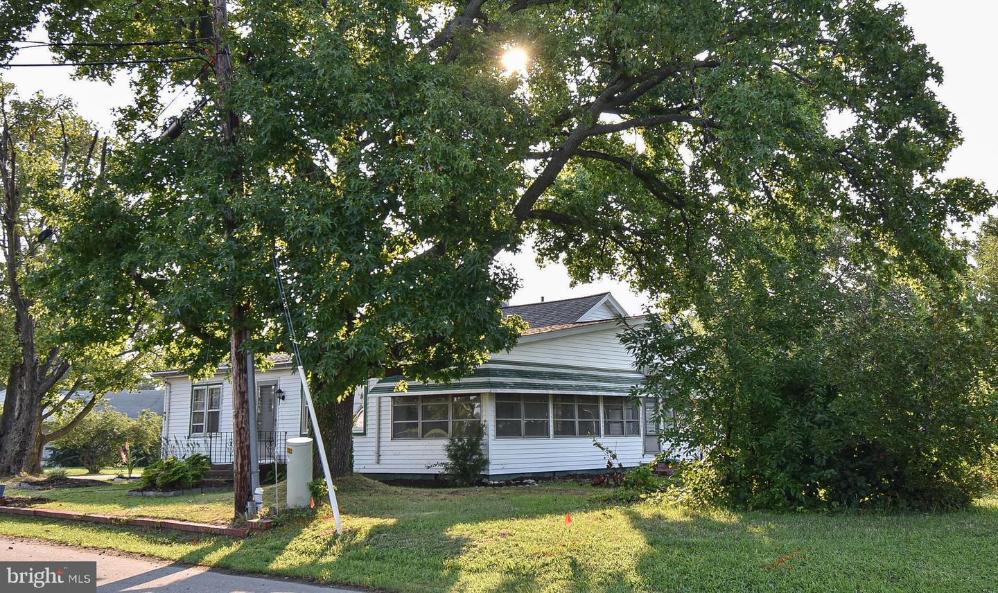 21585 Camper Circle