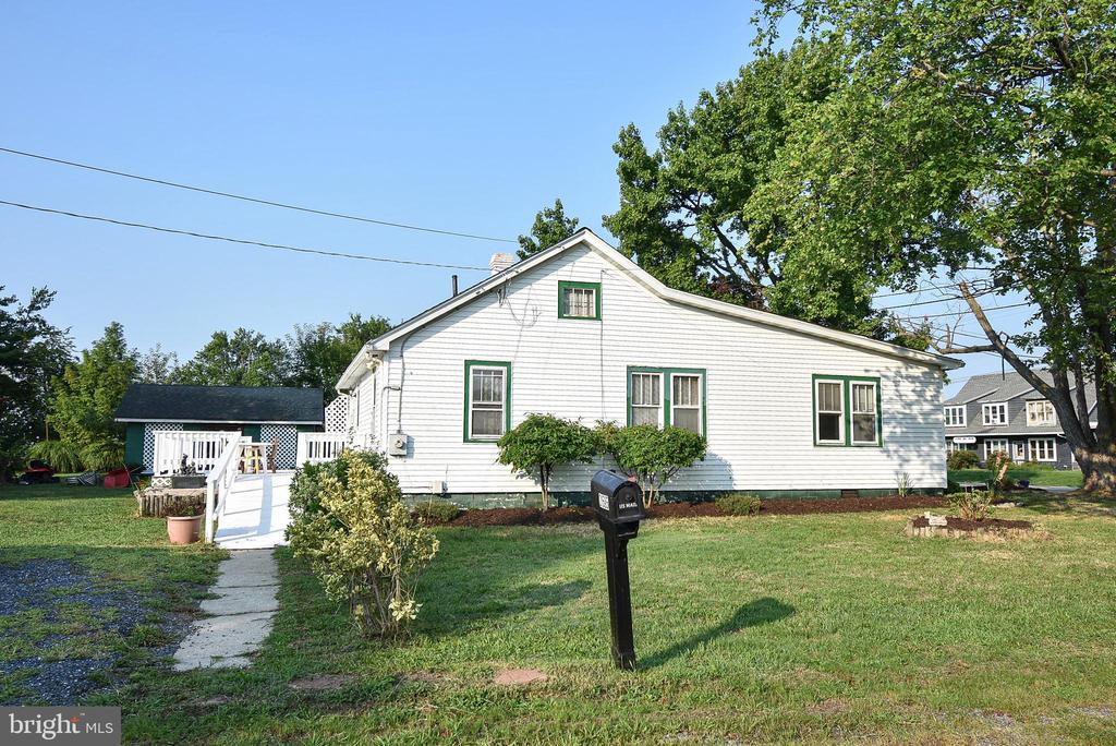 21585 Camper Circle