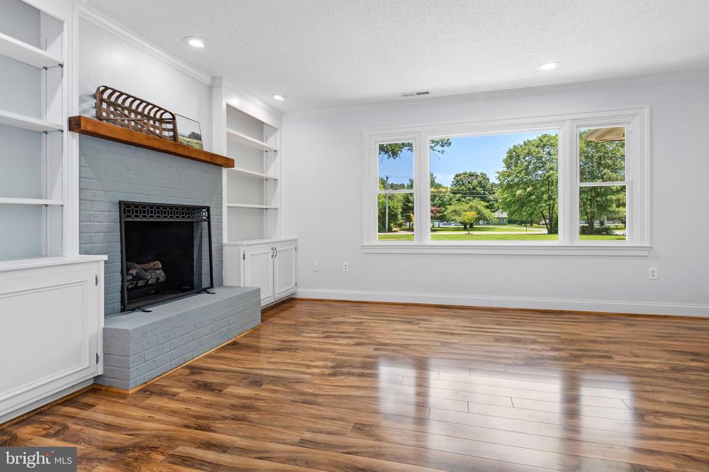 26306 Royal Oak Rd
