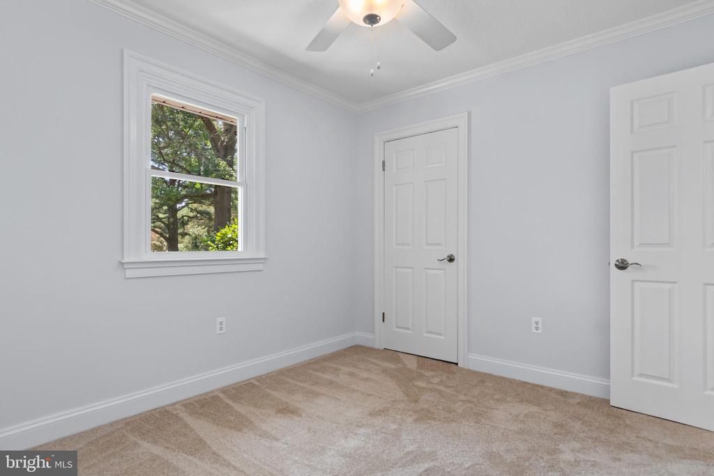 26306 Royal Oak Rd
