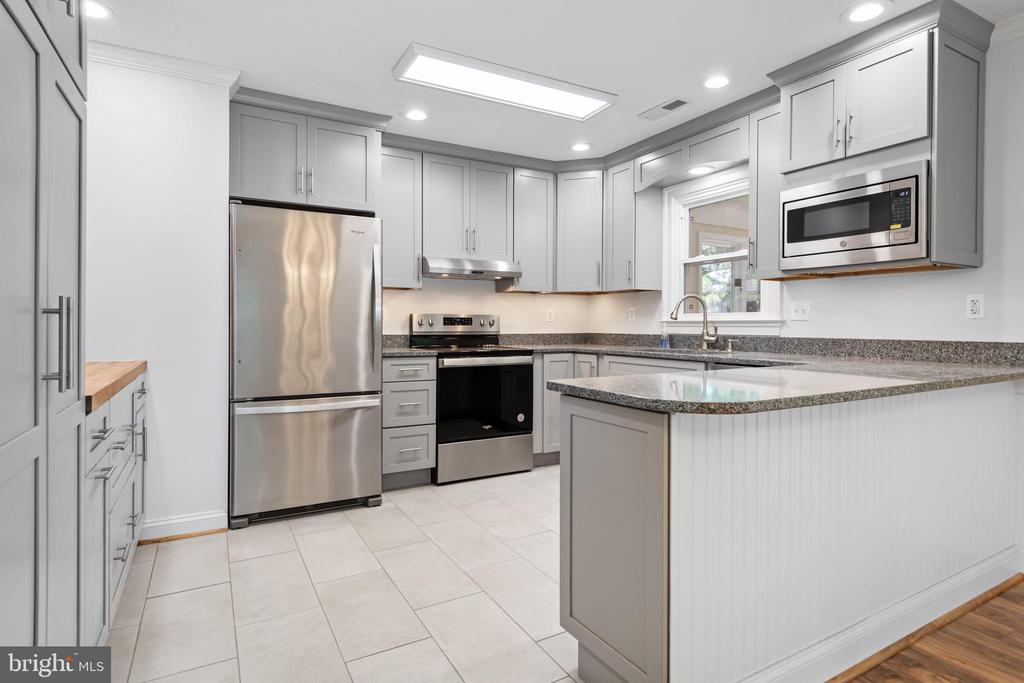 26306 Royal Oak Rd