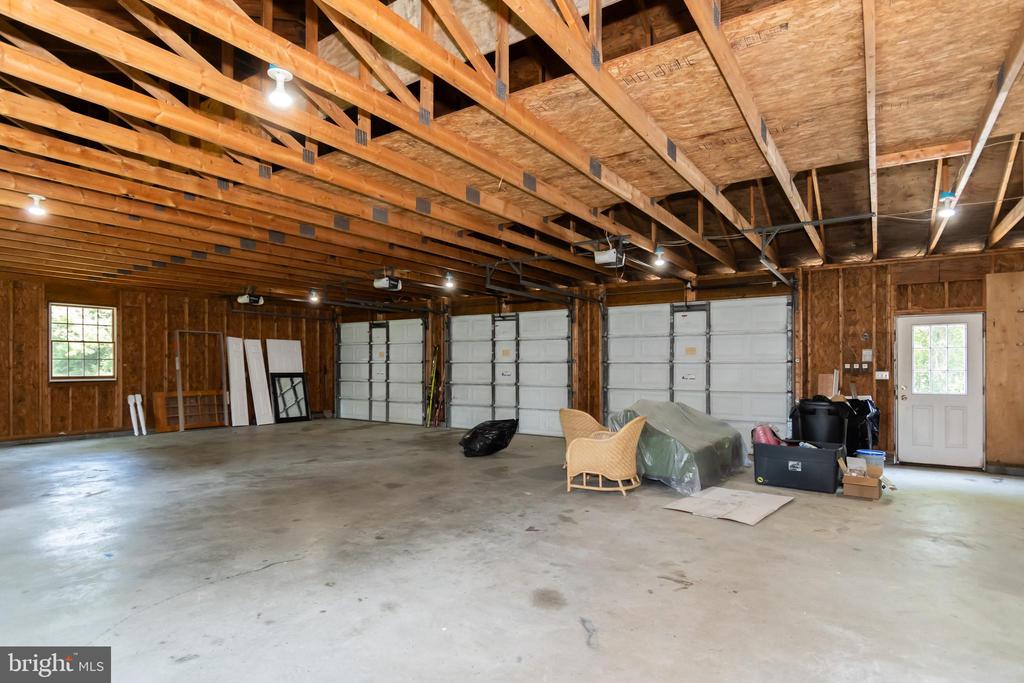 26306 Royal Oak Rd