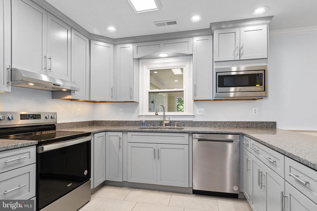 26306 Royal Oak Rd