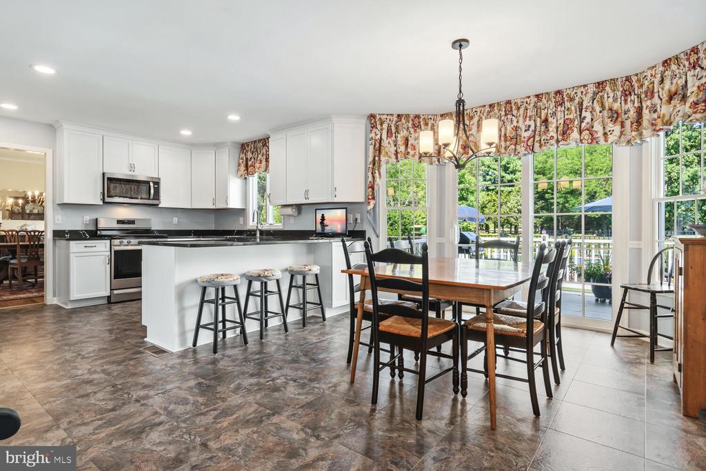 9160 Fox Meadow Ln