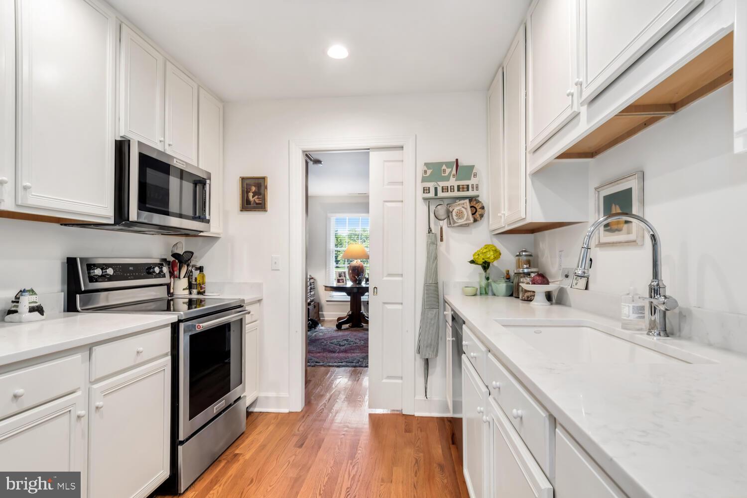 9521 QUAIL HOLLOW DR #603