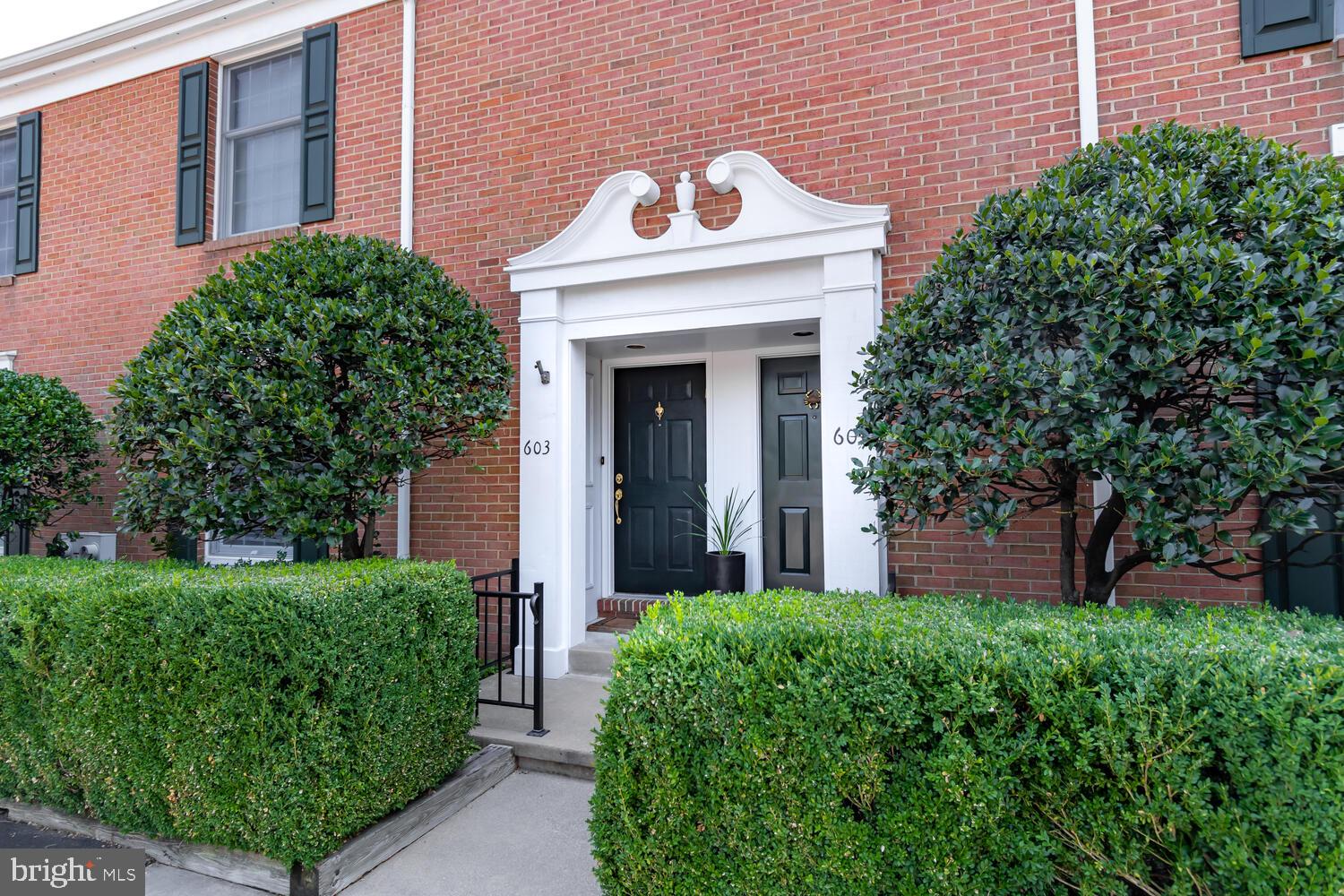 9521 QUAIL HOLLOW DR #603