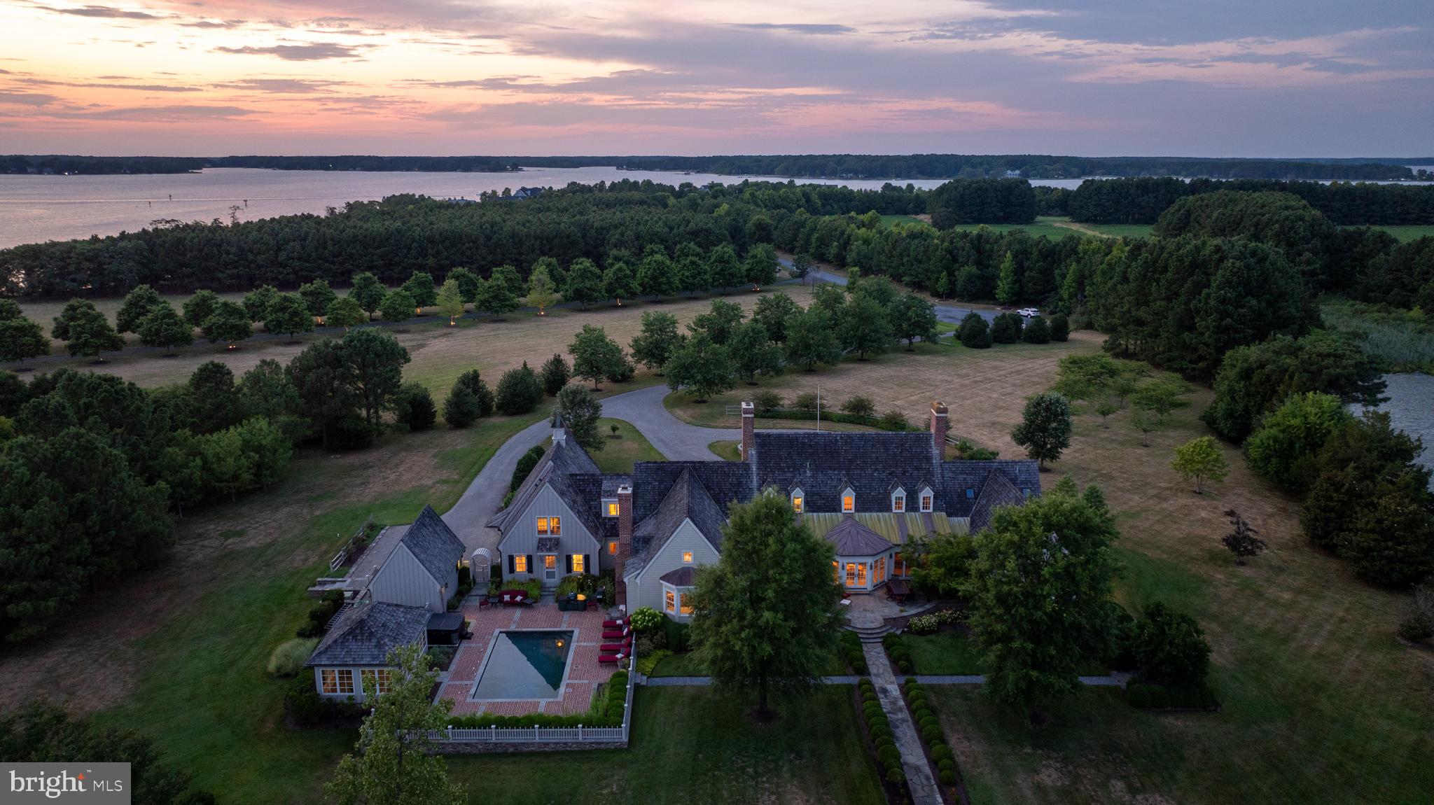 5419 Morgans Point Dr