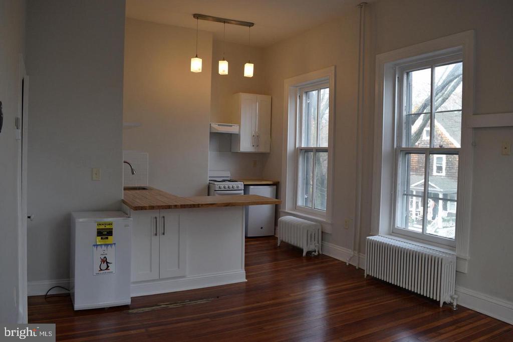 10 SOUTH ST #3