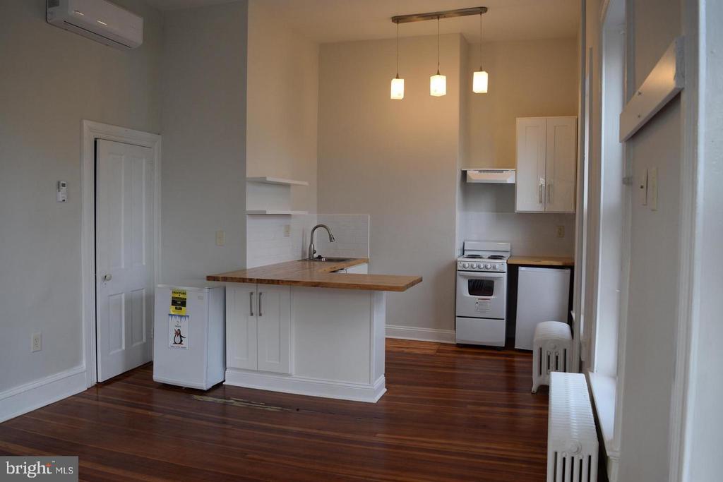 10 SOUTH ST #3