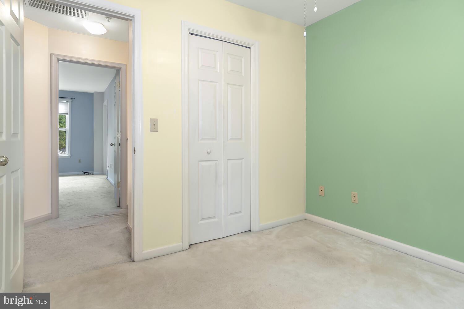 510 Brookletts Ave #201