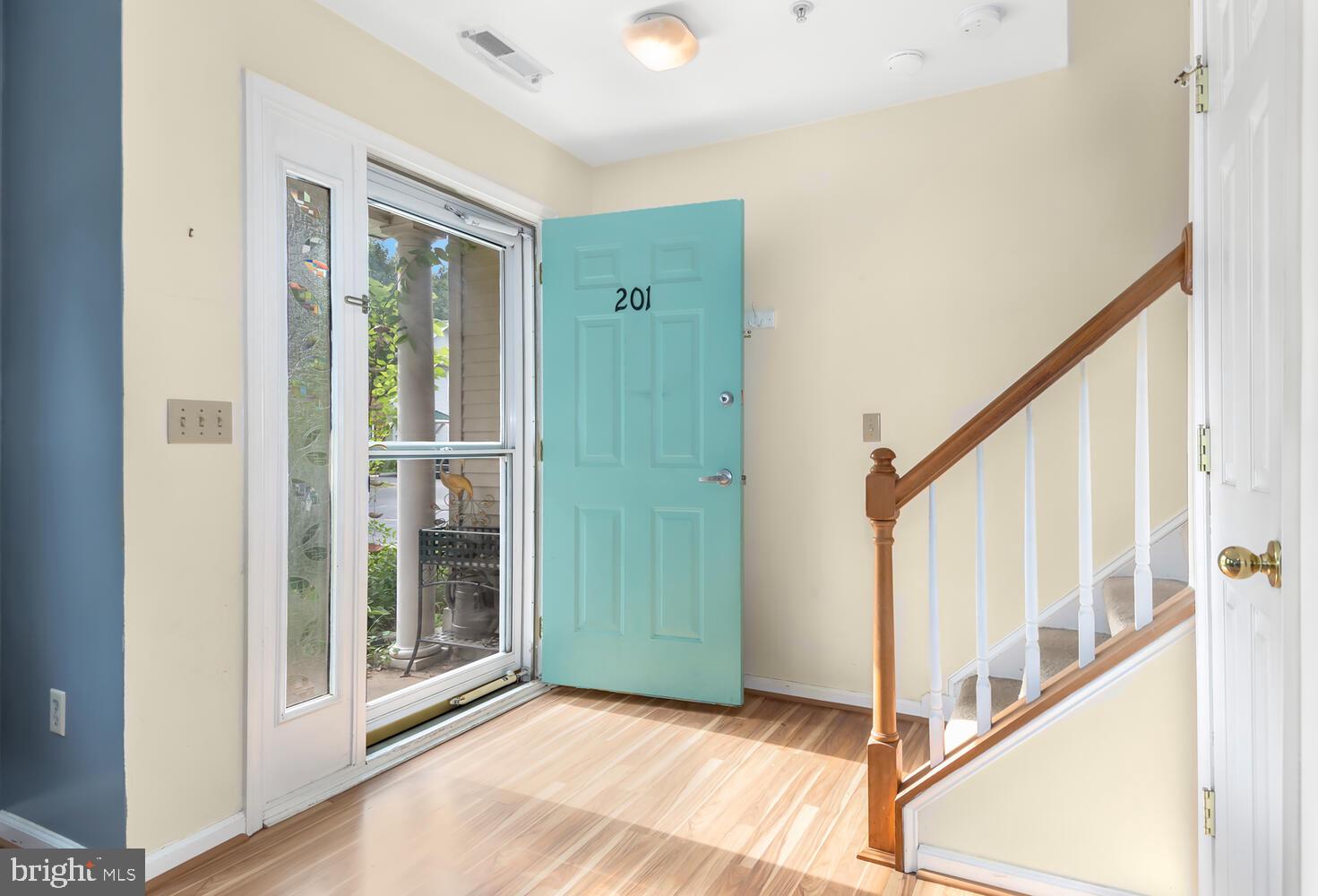 510 Brookletts Ave #201