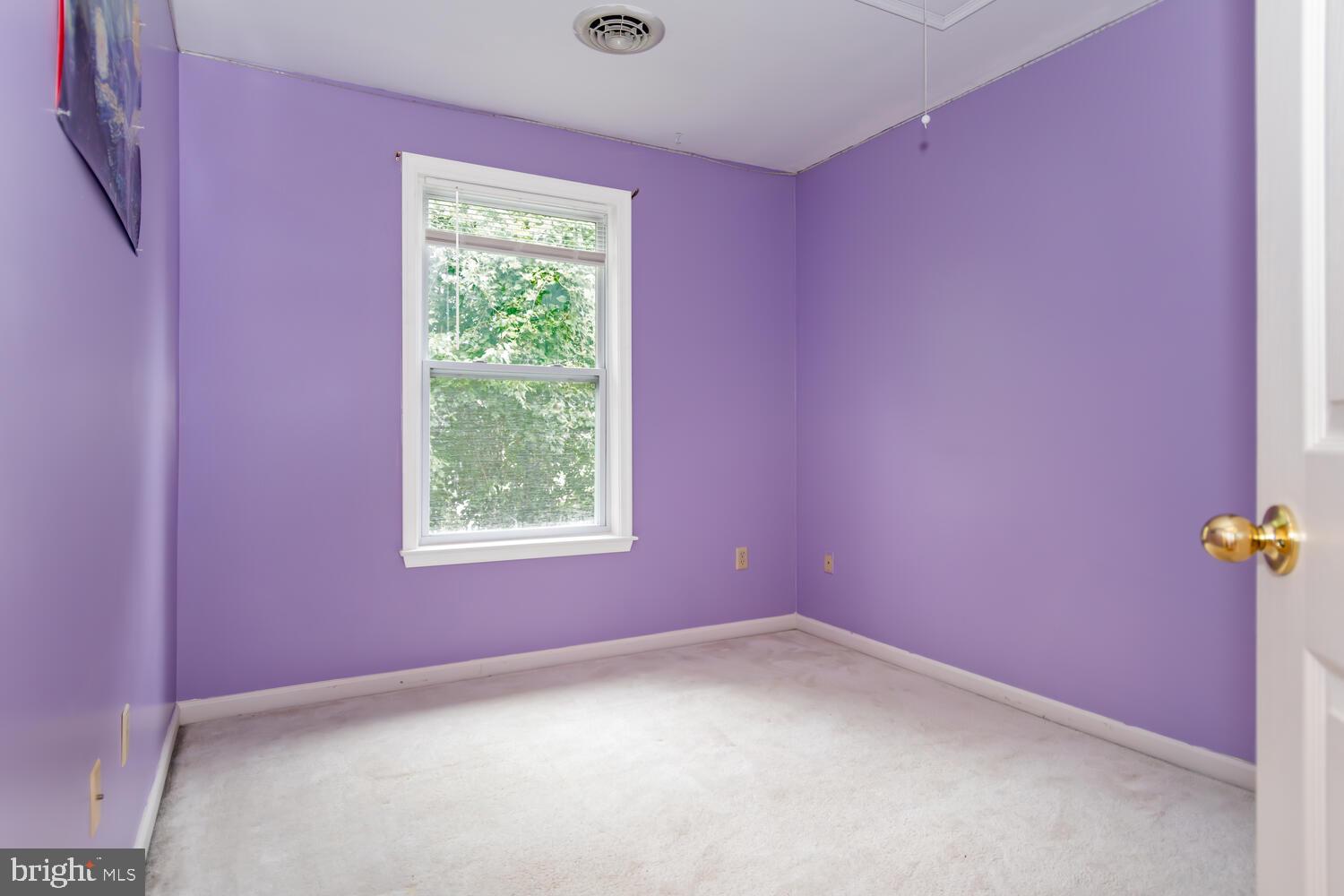 510 Brookletts Ave #201