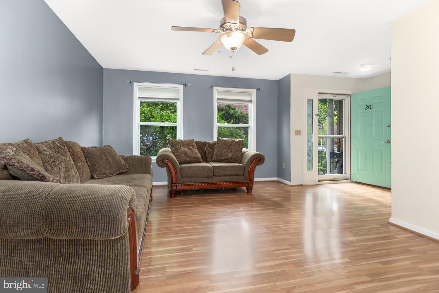 510 Brookletts Ave #201