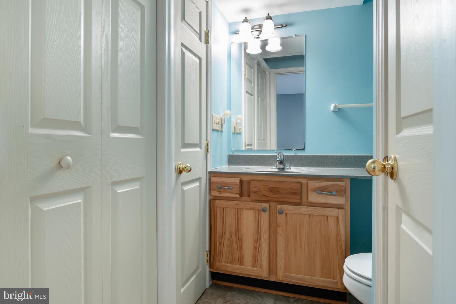 510 Brookletts Ave #201