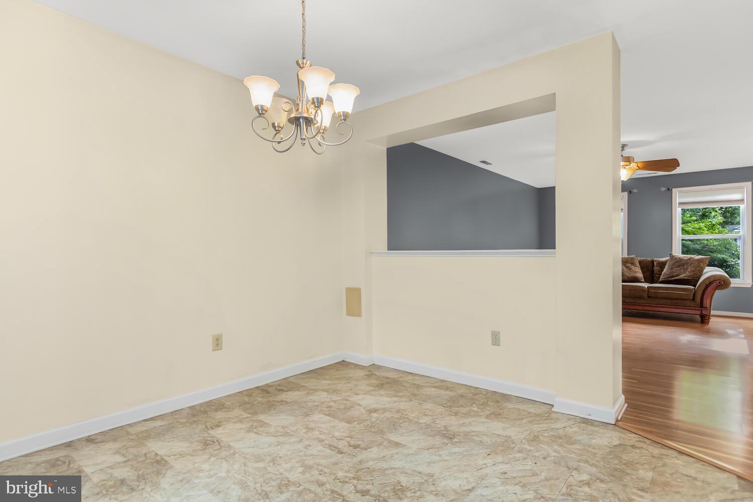 510 Brookletts Ave #201