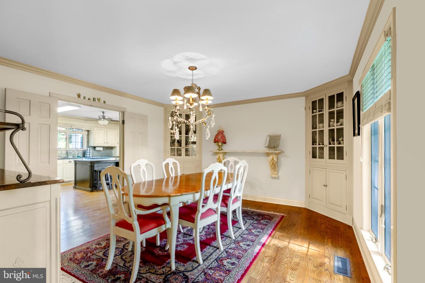 7768 Woodland Cir