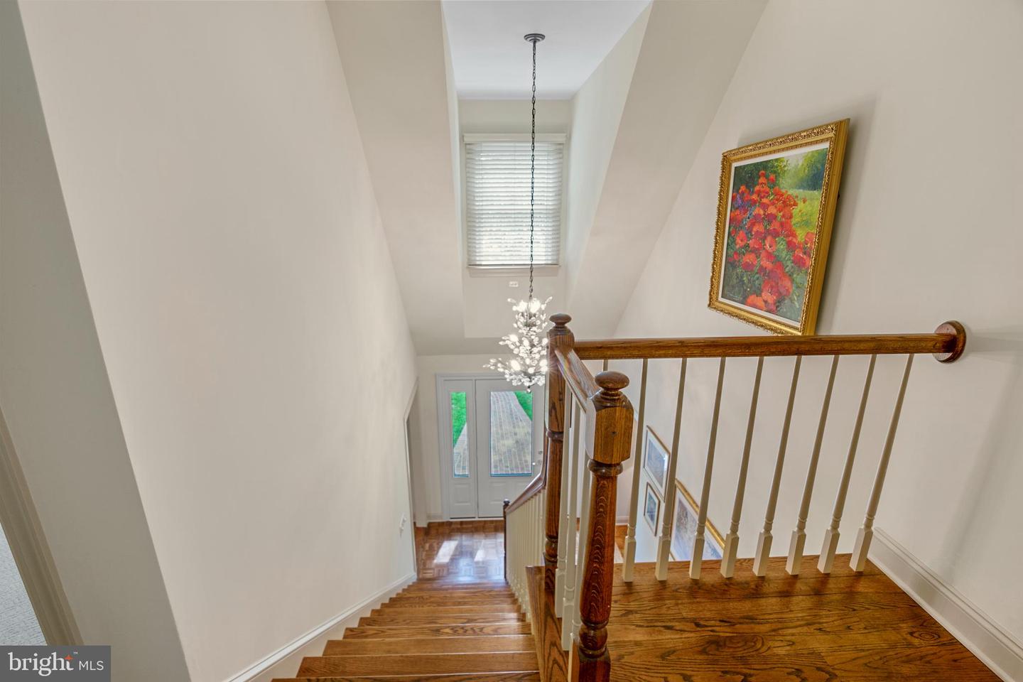 7768 Woodland Cir