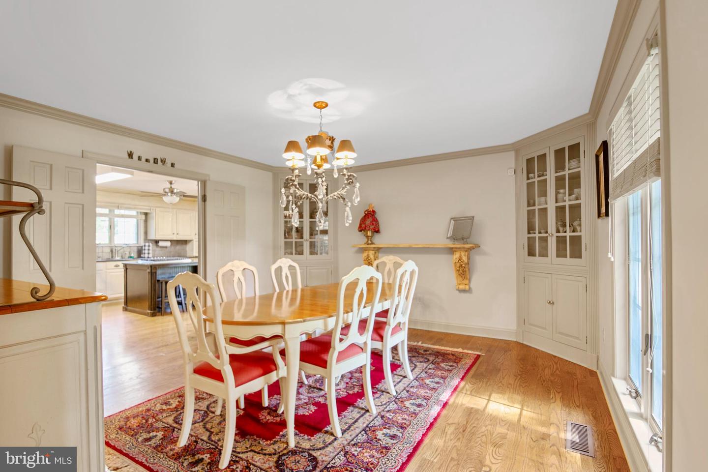 7768 Woodland Cir