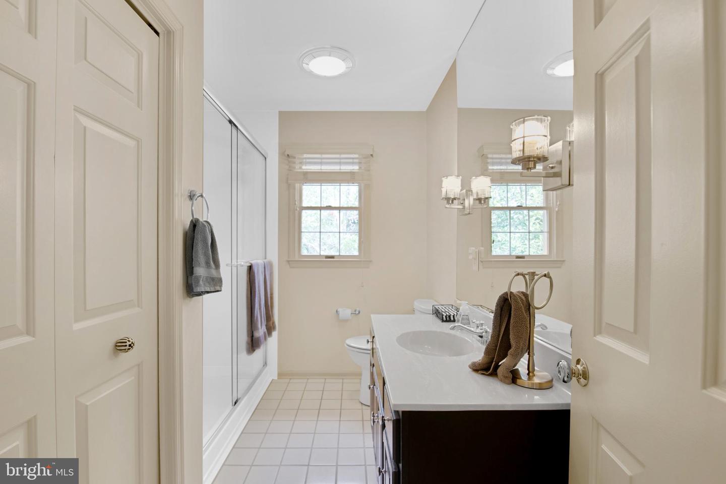 7768 Woodland Cir