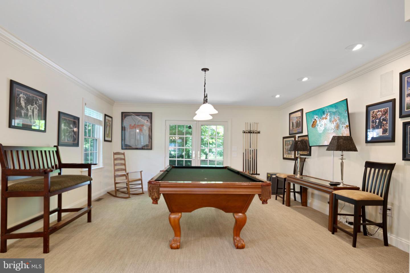 7768 Woodland Cir