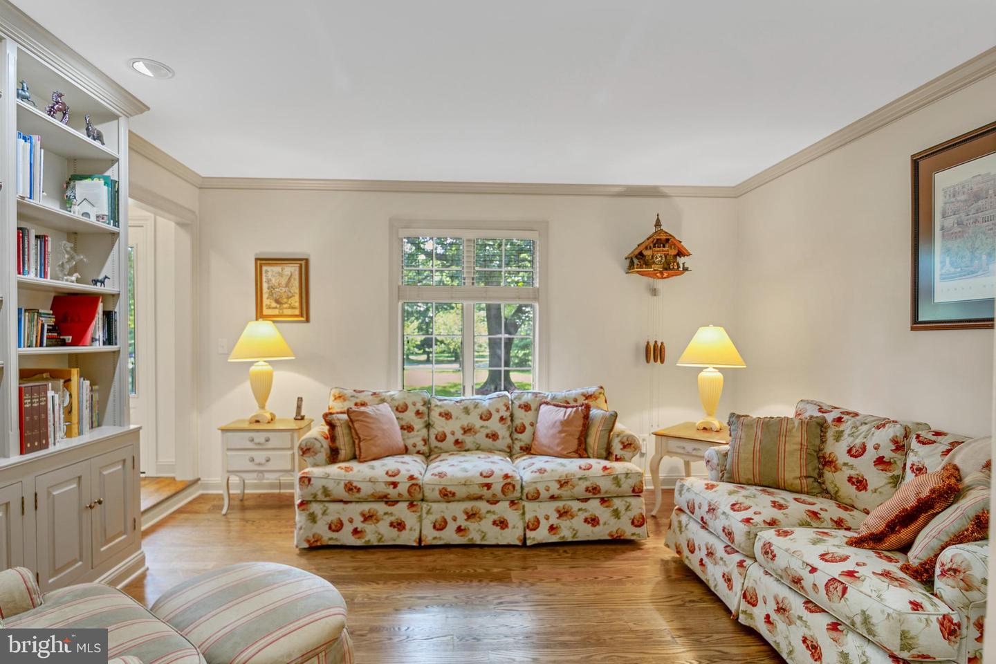 7768 Woodland Cir