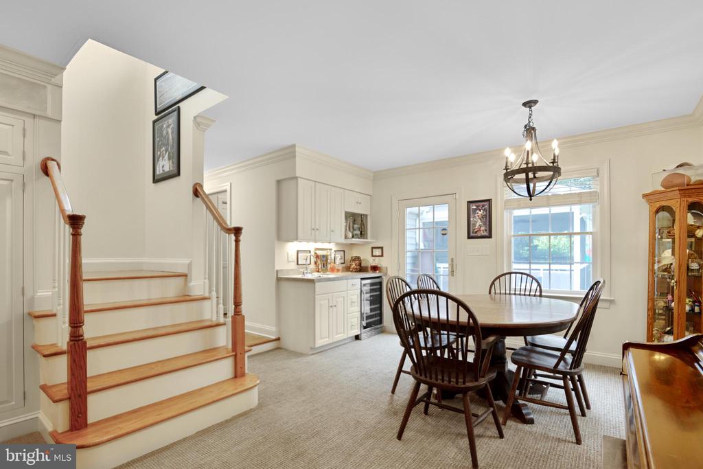 7768 Woodland Cir