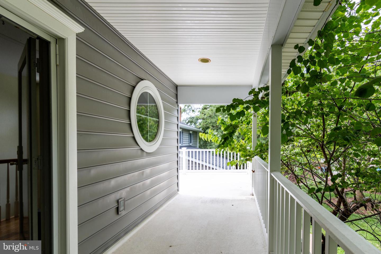 7768 Woodland Cir