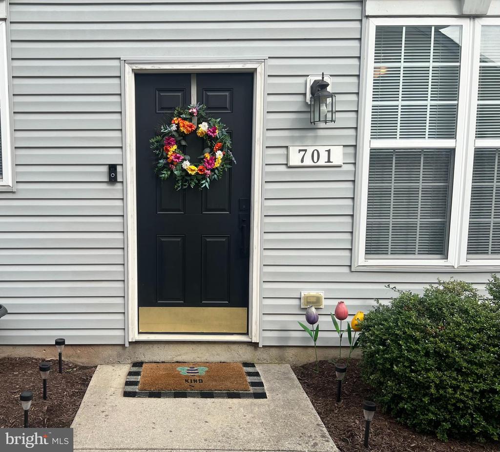 701 Meadow Dr