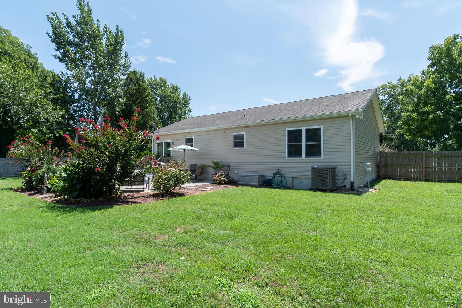 29314 Greenfield Ave