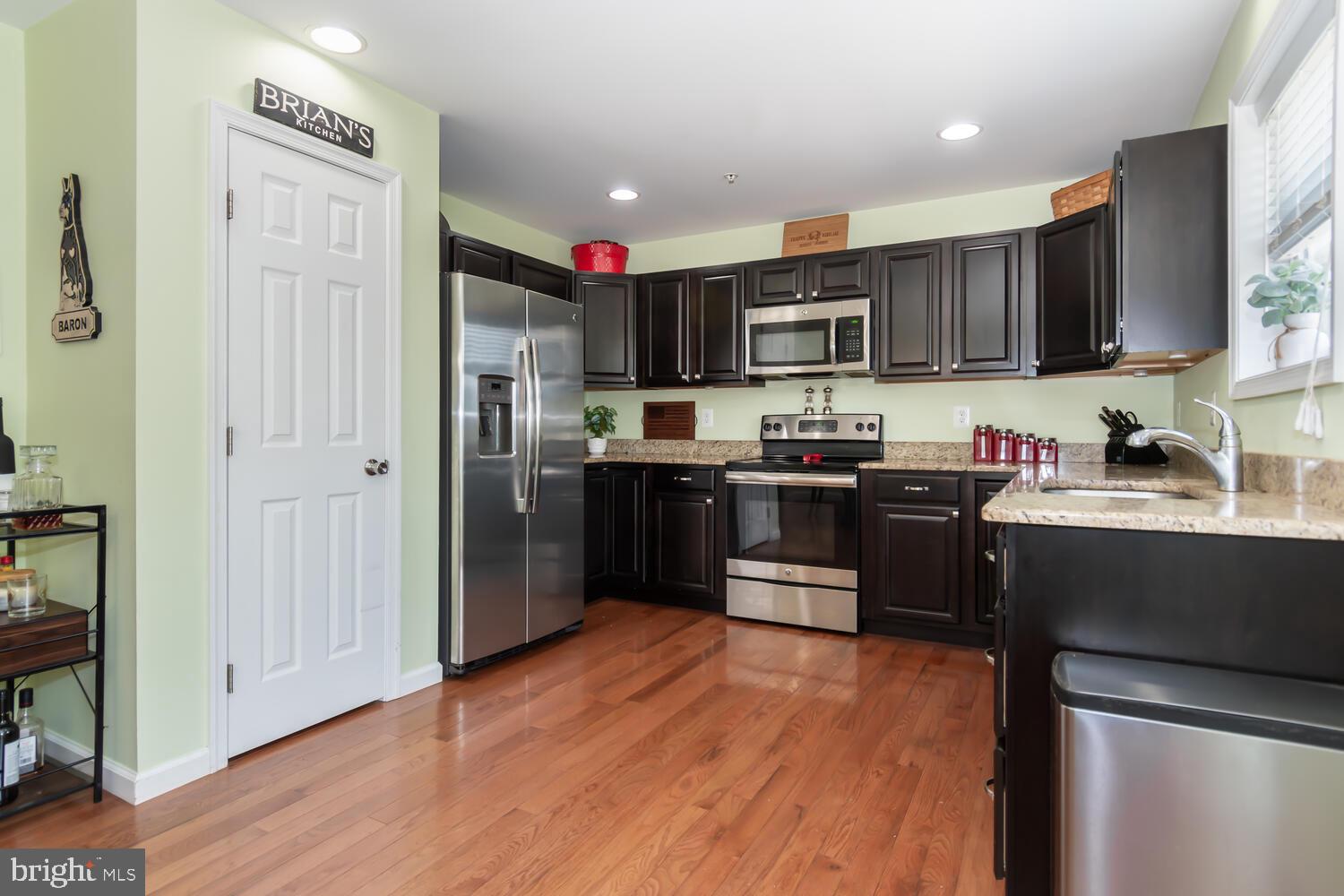 29314 Greenfield Ave