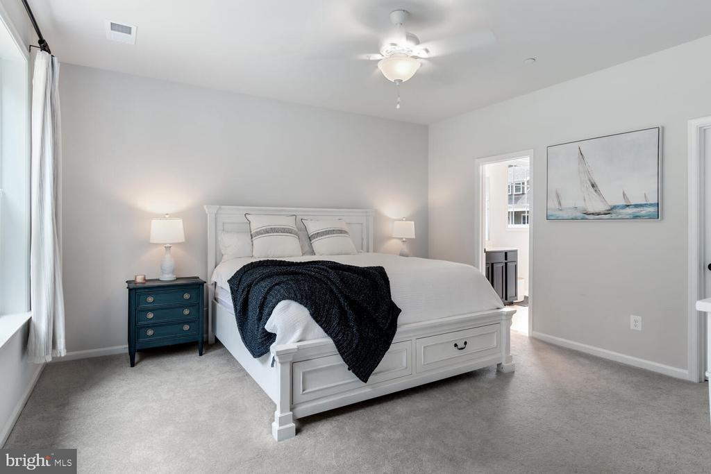 8218 Beaver Beck Ct