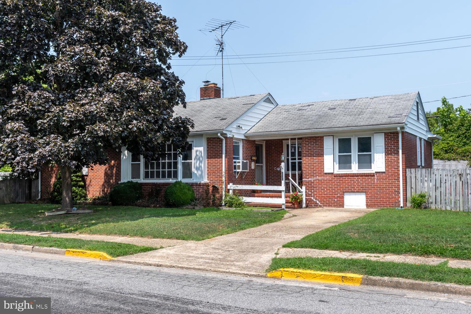 109 Biery St